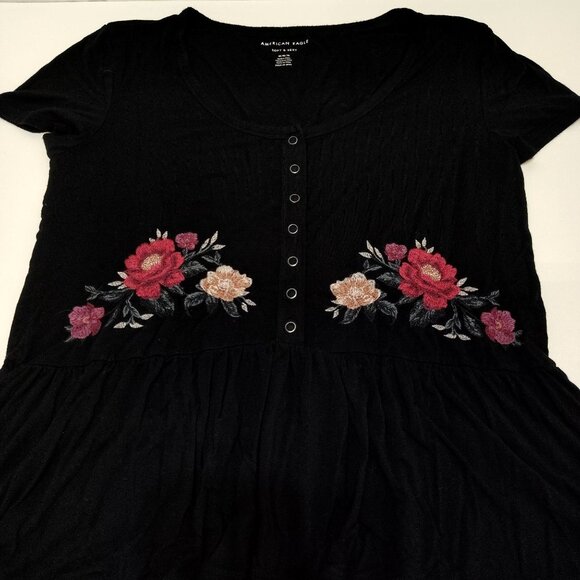American Eagle Soft & Sexy Embroidered Floral Knit Top Medium Button Front Flowy - Picture 4 of 6